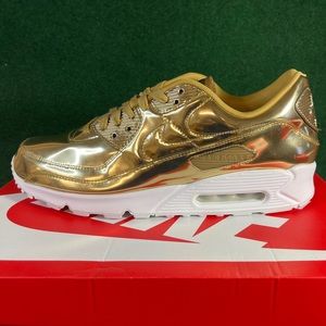 Air max 90’s liquid Gold size 15/ Womens 16.5